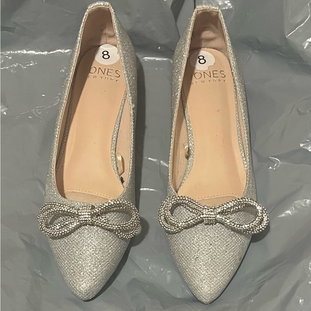 New! Size 8